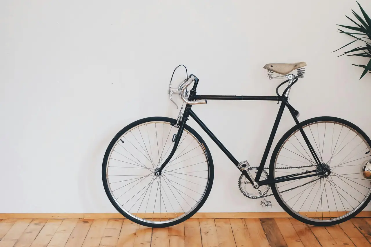 Elektrische fiets kopen in Rotterdam - moderne e-bike voor comfortabel woon-werkverkeer